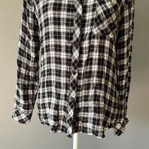 Rails Black and White Flannel Button Down Shirt - Picture 3 of 8
